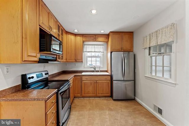 6419 HILLSIDE LN, Alexandria, VA 22306