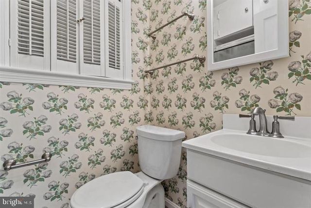 6419 HILLSIDE LN, Alexandria, VA 22306