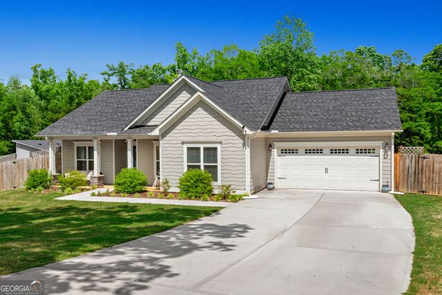 237 N Point Circle, Hartwell, GA 30643