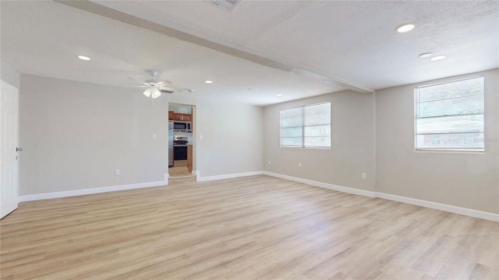 Image 14 of property listing at 505 FIELDER BOULEVARD, Sebring, FL 33870