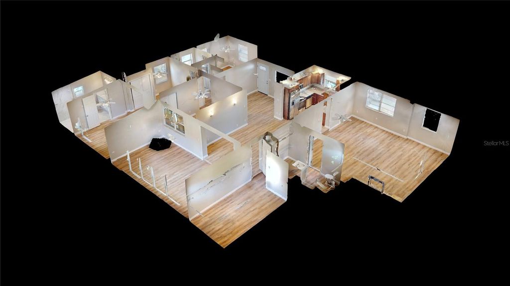 Image 3 of property listing at 505 FIELDER BOULEVARD, Sebring, FL 33870
