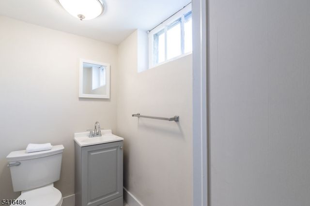 5 Saint Clair Rd, Harding Twp., NJ 07960