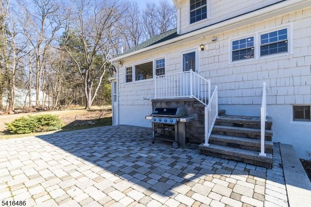 5 Saint Clair Rd, Harding Twp., NJ 07960
