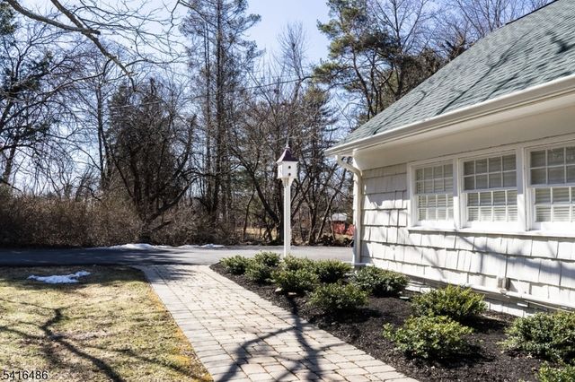 5 Saint Clair Rd, Harding Twp., NJ 07960