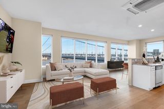 235 N COLUMBUS BLVD #918, Philadelphia, PA 19106