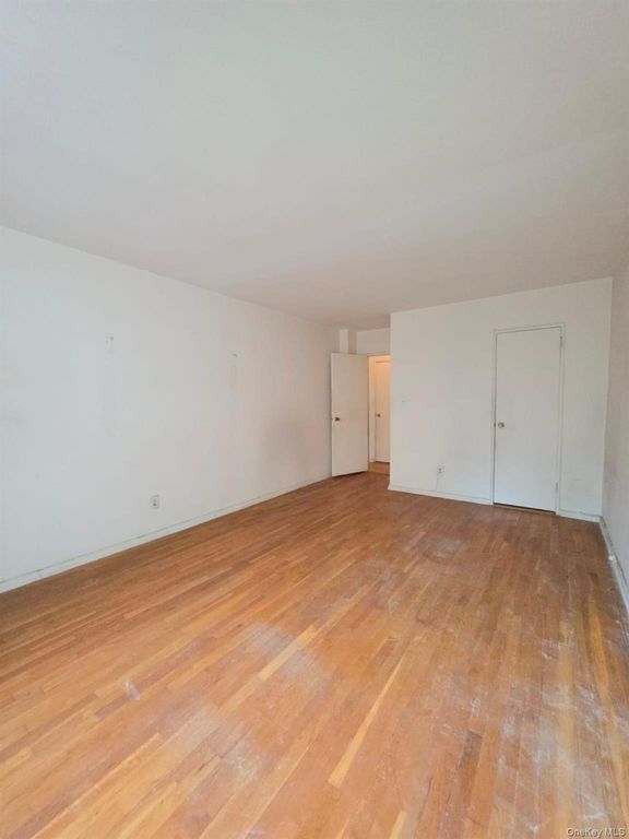 679 W 239th 3E, Bronx, NY 10463 — photo 5