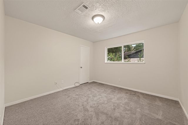 9 N Amburn Road, Texas City, TX 77591