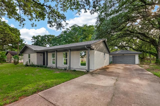 9 N Amburn Road, Texas City, TX 77591