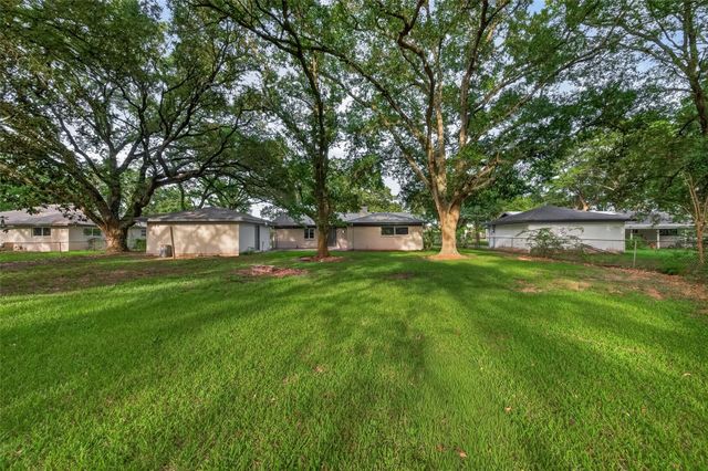 9 N Amburn Road, Texas City, TX 77591