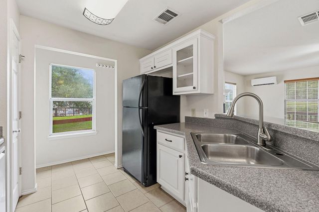 17509 Village DR, Dripping Springs, TX 78620