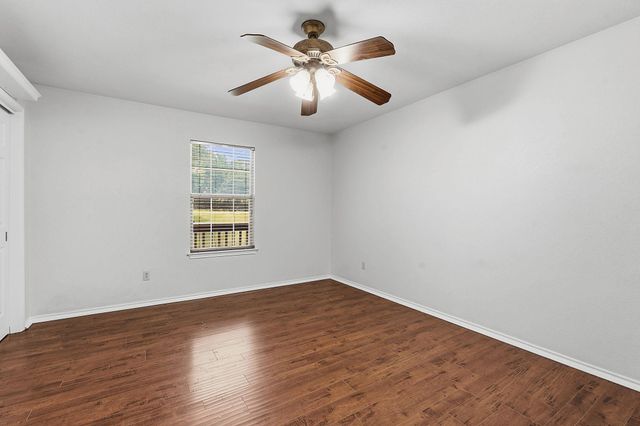 17509 Village DR, Dripping Springs, TX 78620