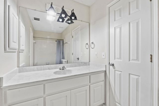 17509 Village DR, Dripping Springs, TX 78620