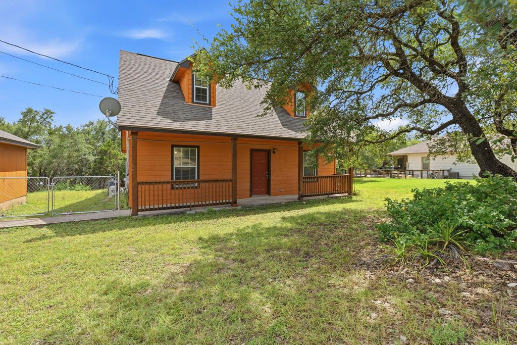 17509 Village DR, Dripping Springs, TX 78620