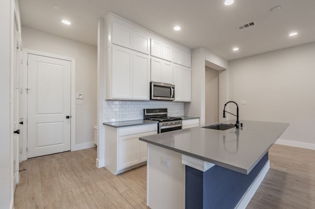 17712 Agave Lane, Dallas, TX 75252