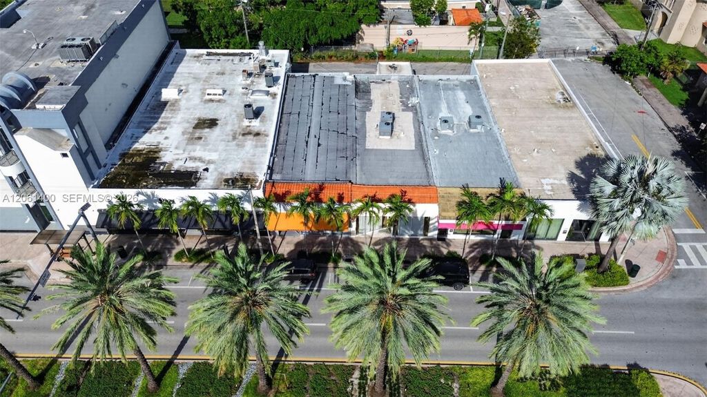 1919 1923 Ponce De Leon Boulevard, Coral Gables, FL 33134