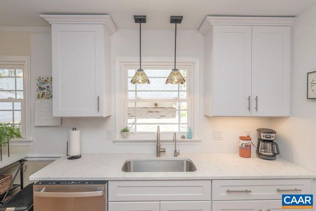 505 EASTBROOK DR, Charlottesville, VA 22901