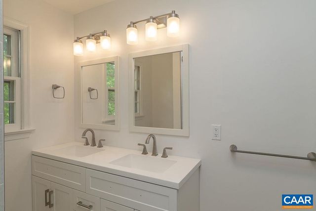 505 EASTBROOK DR, Charlottesville, VA 22901