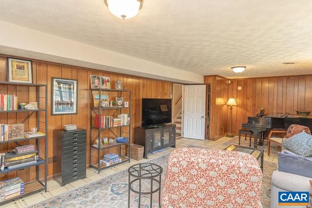 505 EASTBROOK DR, Charlottesville, VA 22901