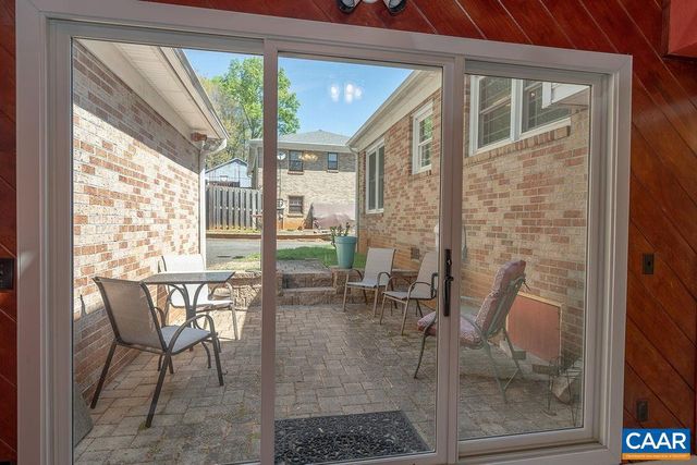 505 EASTBROOK DR, Charlottesville, VA 22901