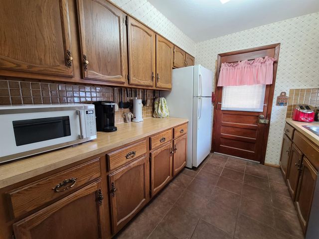 1227 W Fultz, Wichita, KS 67217