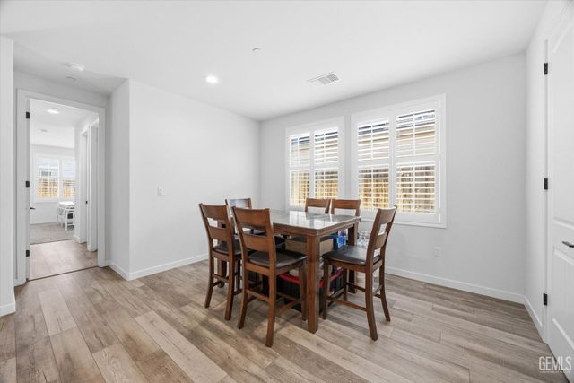 9824 Fort Sanders Avenue, Bakersfield, CA 93311