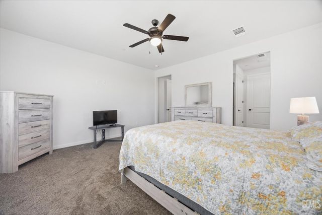 9824 Fort Sanders Avenue, Bakersfield, CA 93311