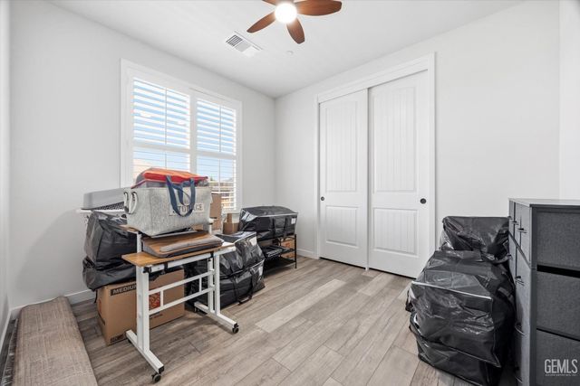 9824 Fort Sanders Avenue, Bakersfield, CA 93311
