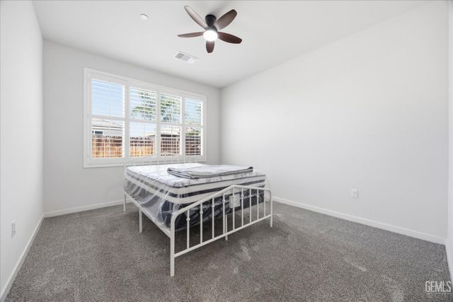 9824 Fort Sanders Avenue, Bakersfield, CA 93311