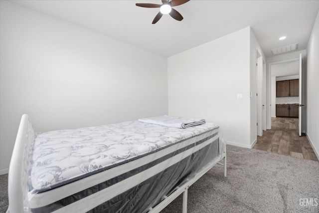 9824 Fort Sanders Avenue, Bakersfield, CA 93311