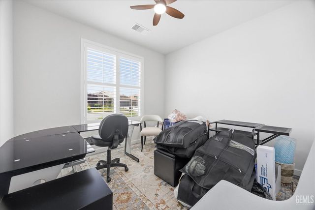 9824 Fort Sanders Avenue, Bakersfield, CA 93311