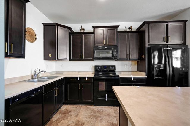 12210 W BOHNE Street, Tolleson, AZ 85353