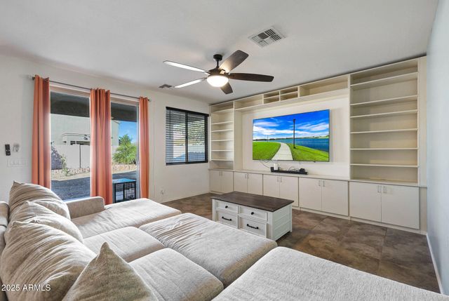 12210 W BOHNE Street, Tolleson, AZ 85353