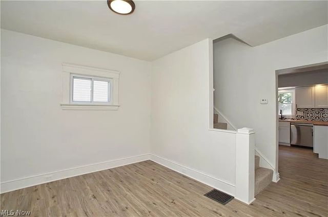 3613 Henritze Avenue, Cleveland, OH 44109