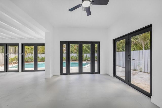 880 NE 72nd Ter, Miami, FL 33138