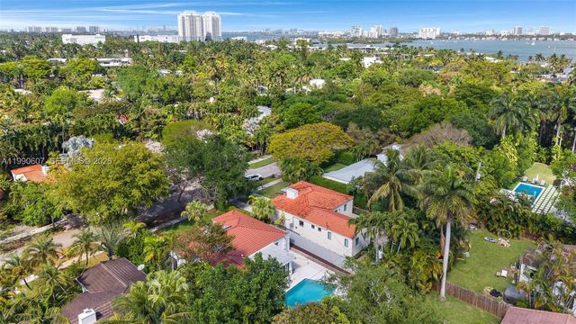 880 NE 72nd Ter, Miami, FL 33138