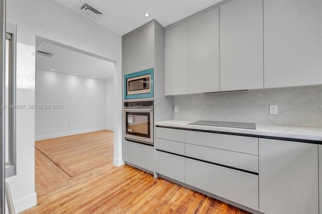 880 NE 72nd Ter, Miami, FL 33138