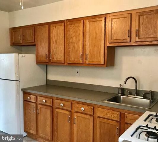 318 OLD POST RD, Aberdeen, MD 21001