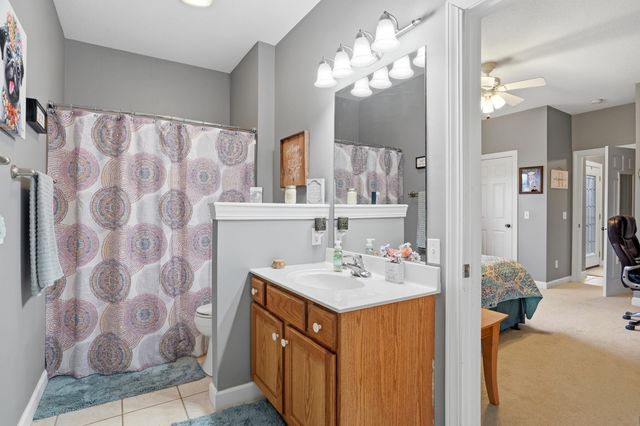 9551 I-70 DR NE, Columbia, MO 65202