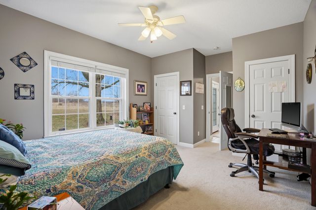 9551 I-70 DR NE, Columbia, MO 65202