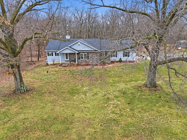 9551 I-70 DR NE, Columbia, MO 65202