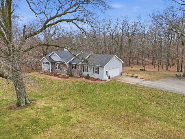 9551 I-70 DR NE, Columbia, MO 65202