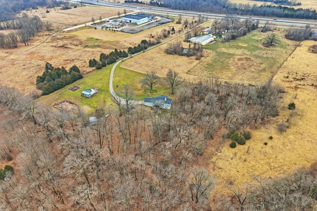 9551 I-70 DR NE, Columbia, MO 65202