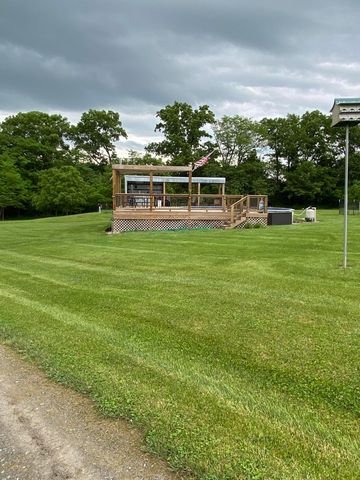 9551 I-70 DR NE, Columbia, MO 65202