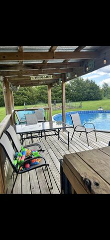 9551 I-70 DR NE, Columbia, MO 65202