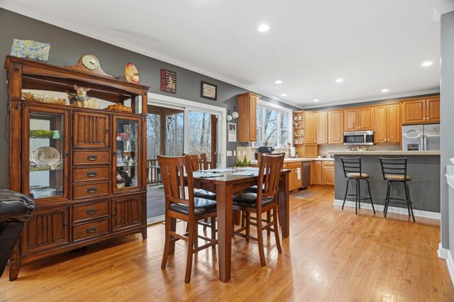 9551 I-70 DR NE, Columbia, MO 65202