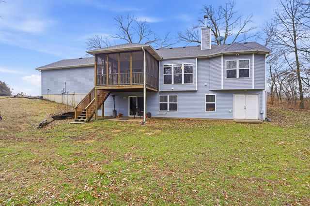 9551 I-70 DR NE, Columbia, MO 65202