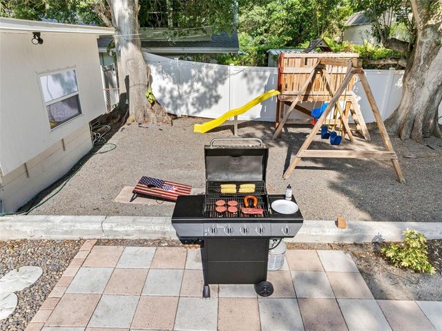 11478 82ND AVENUE, Seminole, FL 33772