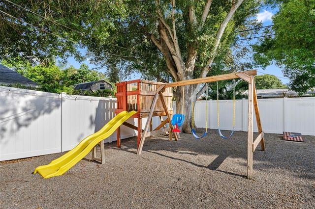 11478 82ND AVENUE, Seminole, FL 33772