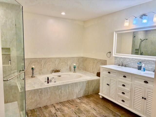 204 Cape Pointe Circle, Jupiter, FL 33477