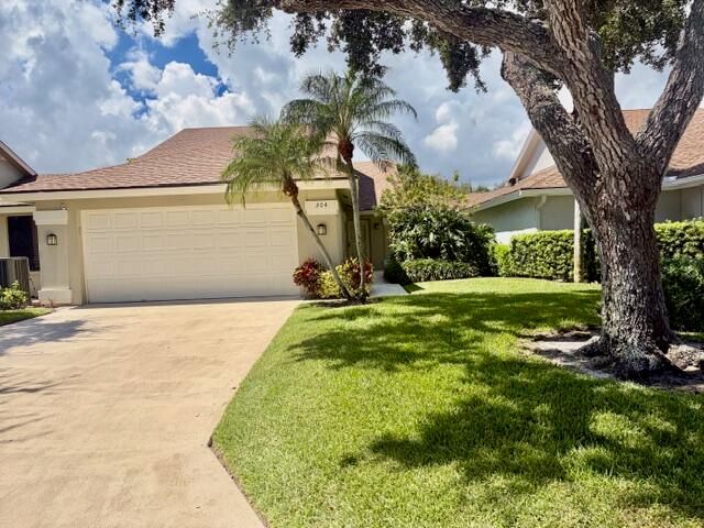204 Cape Pointe Circle, Jupiter, FL 33477